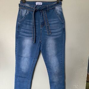 Bamboo Jeans w/denim belt Tie slim fit high rise skinny 7/8